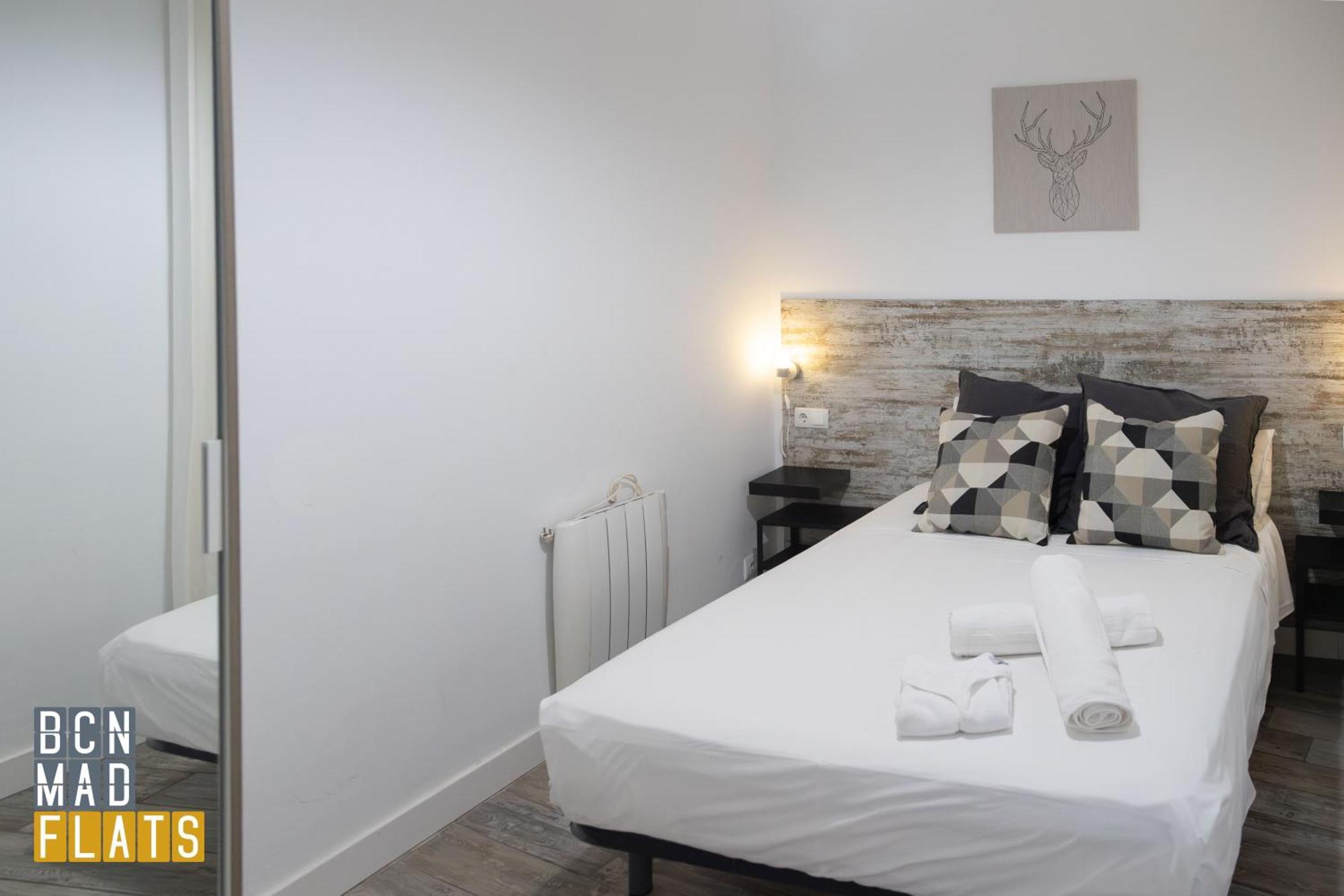 Barcelona - Eixample 1B Apartment ภายนอก รูปภาพ