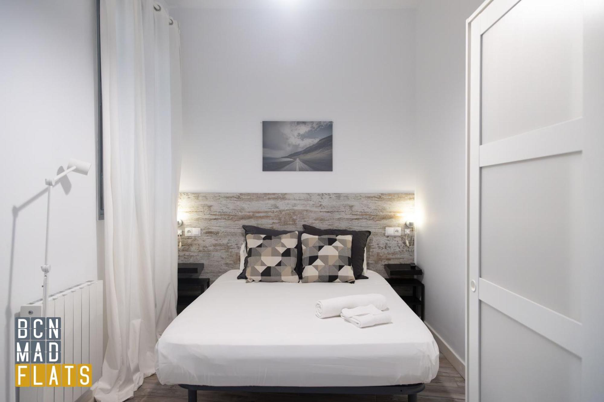 Barcelona - Eixample 1B Apartment ภายนอก รูปภาพ